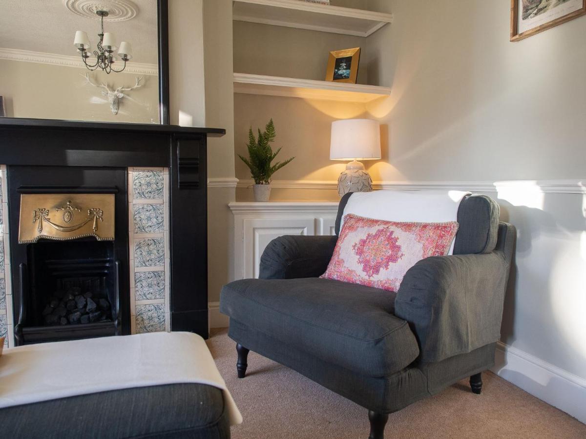 The Beeches - Chatsworth Apartment No 1 - Sleeps 2 Baslow Extérieur photo